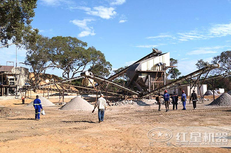 50-80噸制石制砂設備作業(yè)現場圖